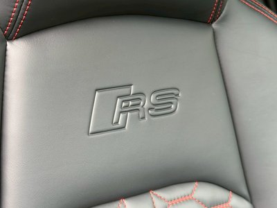 صورة مصغرة 42 لـ 2019 AUDI RS4 AVANT