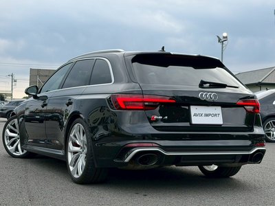 2019 AUDI RS4 AVANT 照片 2