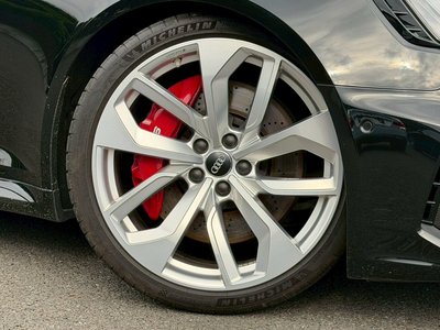 2019 AUDI RS4 AVANT 照片 6