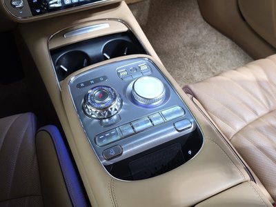 2022 Genesis G90 (RS4) thumbnail 12