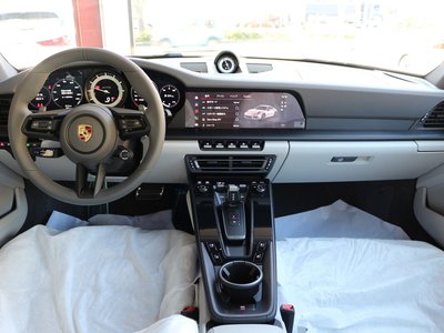 2024 Porsche 911 — миниатюра 54