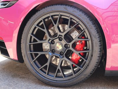 صورة 9 لـ 2024 Porsche 911