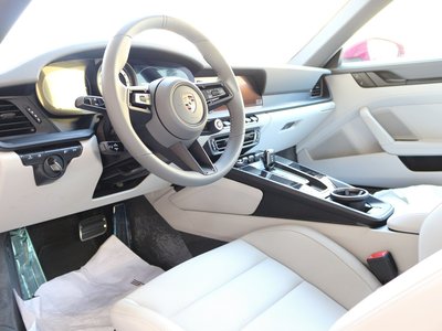 2024 Porsche 911 — миниатюра 38