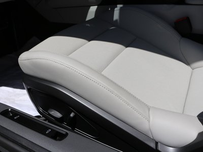 2024 Porsche 911 — миниатюра 33