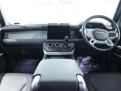 2023 LAND Rover DEFENDER photo 4