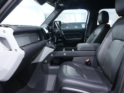 2023 LAND Rover DEFENDER photo 6