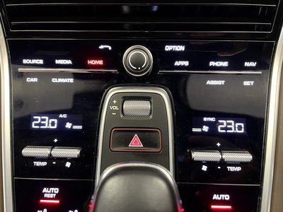 2019 Porsche PANAMERA — миниатюра 60