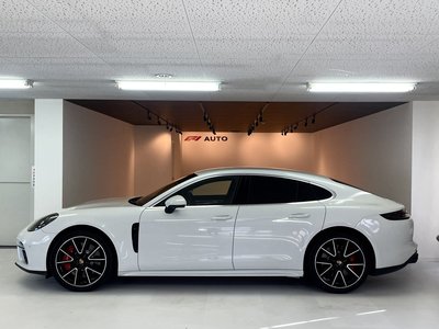 2019 Porsche PANAMERA — миниатюра 12