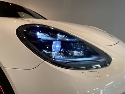 صورة 7 لـ 2019 Porsche PANAMERA
