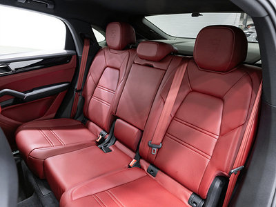 2022 Porsche CAYENNE 缩略图 17