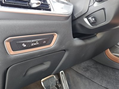 2025 BMW X7 — миниатюра 25