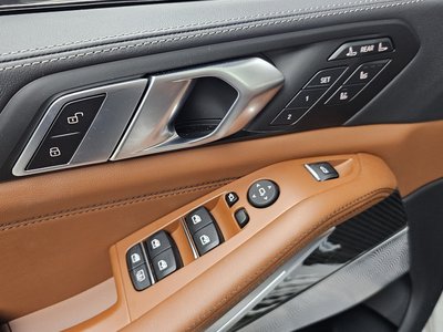 2025 BMW X7 — миниатюра 27