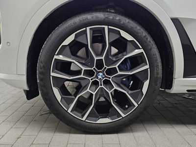 2025 BMW X7 照片 6