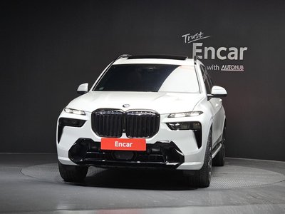 2025 BMW X7 照片 3