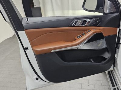 2025 BMW X7 — миниатюра 14
