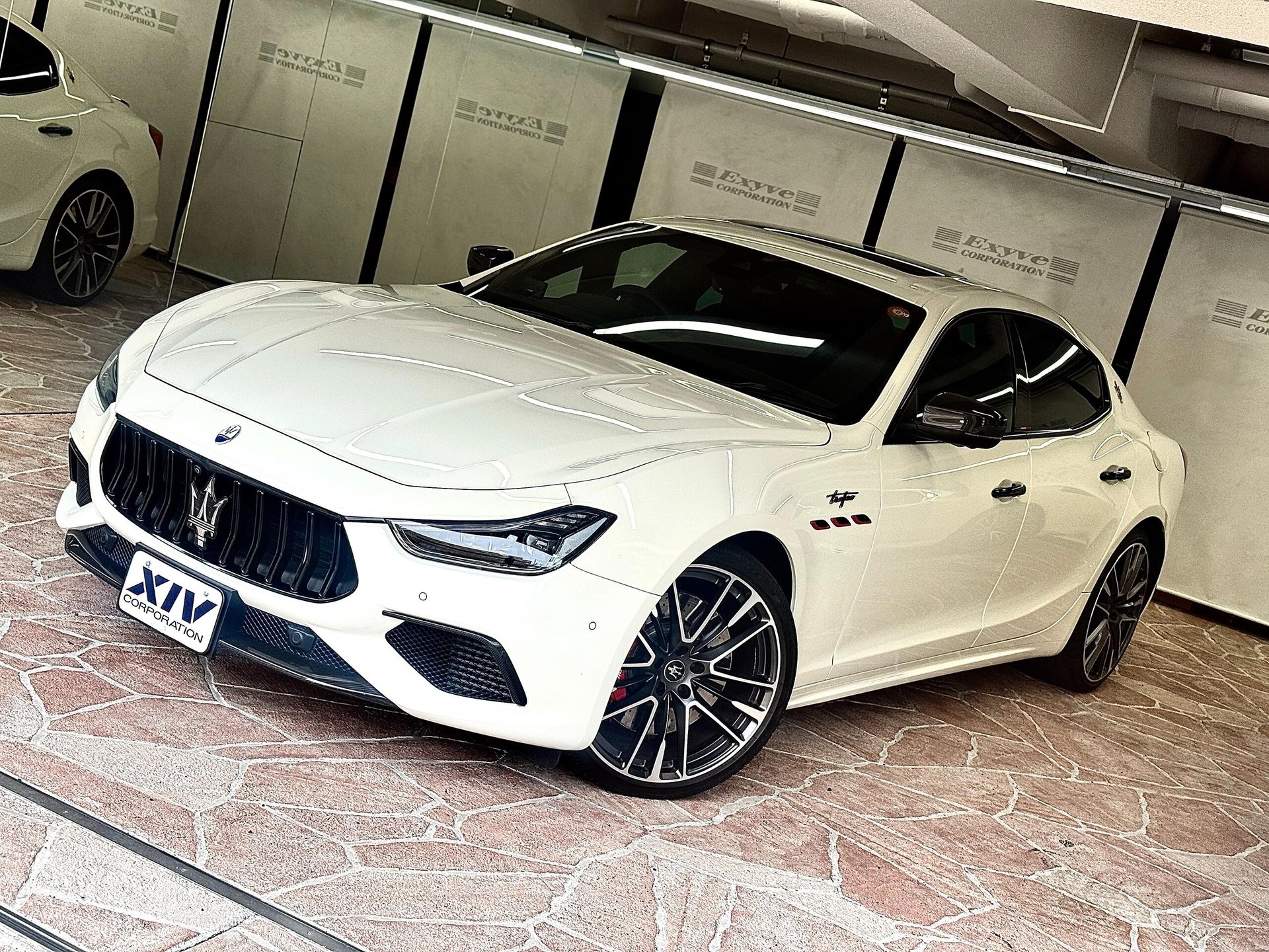 MASERATI GHIBLI - View 1