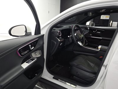 MERCEDES-BENZ GLC - 10