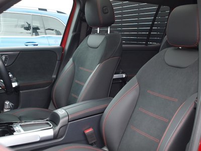 MERCEDES-BENZ GLB - 10