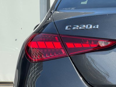 MERCEDES-BENZ C-CLASS - 10