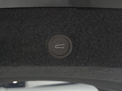 2025 Tesla MODEL Y 缩略图 26