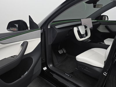 2025 Tesla MODEL Y 缩略图 13