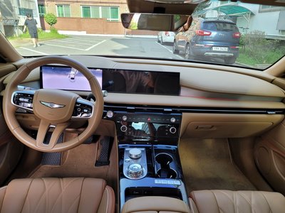 2024 Genesis G80 (RG3) thumbnail 13