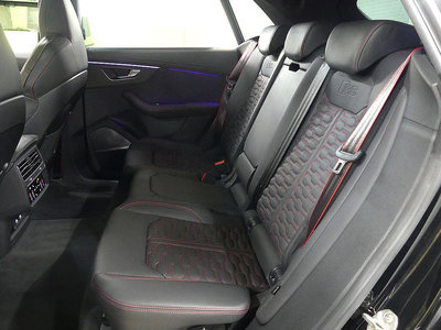 2025 AUDI RS Q8 缩略图 19