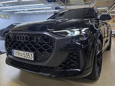 2025 AUDI RS Q8 照片 4