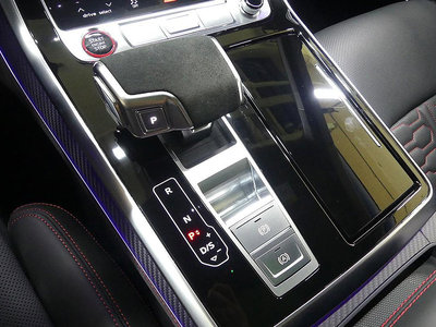 2025 AUDI RS Q8 缩略图 16