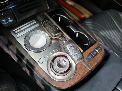 GENESIS G80 (RG3) - 9