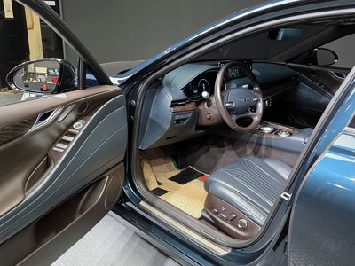 GENESIS G80 (RG3) - 10