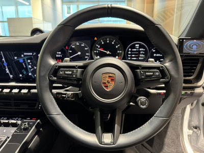 PORSCHE 911 - 10