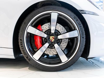 PORSCHE 911 - 10