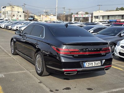 2020 Genesis G90 — миниатюра 19