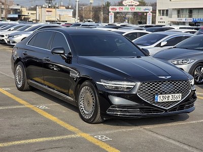 2020 Genesis G90 — миниатюра 17