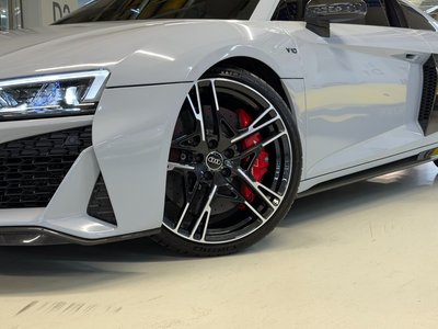 AUDI R8 - 6