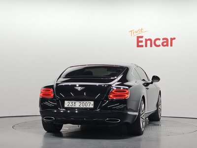 BENTLEY CONTINENTAL - 4