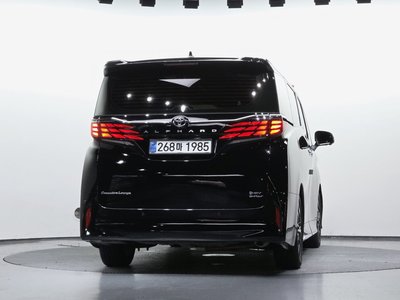 2025 Toyota ALPHARD 照片 3