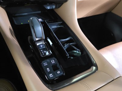 2025 Toyota ALPHARD 照片 9