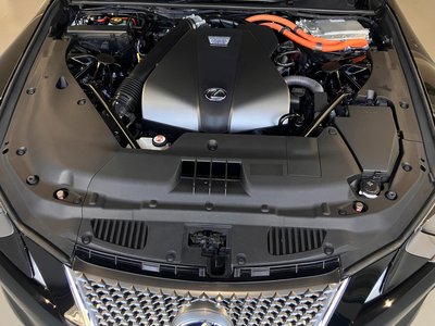 صورة مصغرة 12 لـ 2017 Lexus LC