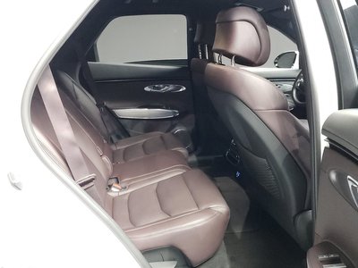 2021 Genesis GV70 — миниатюра 12