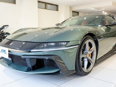 FERRARI 12 CILINDRI - 9