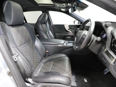 صورة مصغرة 19 لـ 2021 Lexus LS