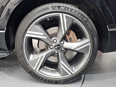 GENESIS GV80 - 8