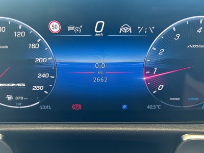2026 Mercedes-BENZ GLB AMG — миниатюра 32