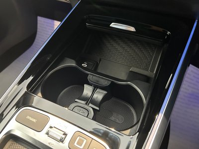 2026 Mercedes-BENZ GLB AMG — миниатюра 36
