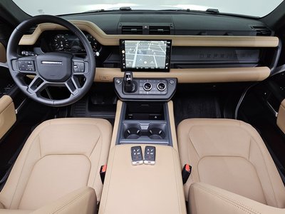 LAND ROVER DEFENDER - 5