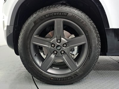 LAND ROVER DEFENDER - 6