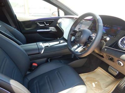 MERCEDES-BENZ EQE AMG - 6