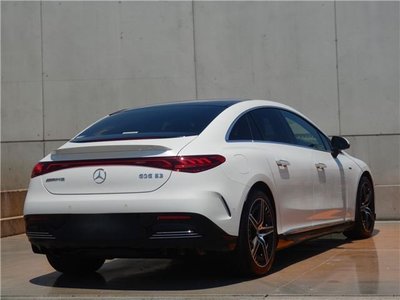 MERCEDES-BENZ EQE AMG - 2